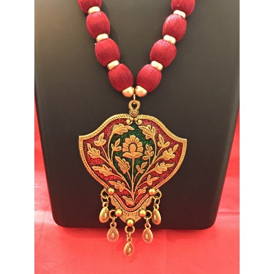 MAROON COLOUR    SILK THREAD JEWELLERY 