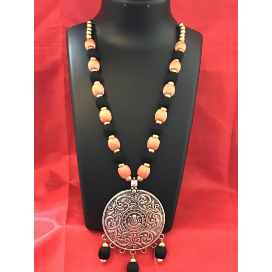  PEACH AND BLACK COMBO  SILK THREAD JEWELLERY 