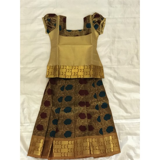 Maroon and Green Flowers Design Pattu Pavadai/Pattu Lahenga