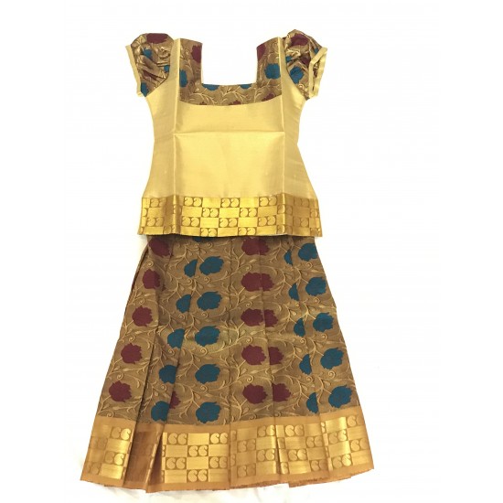 Maroon and Green Flowers Design Pattu Pavadai/Pattu Lahenga