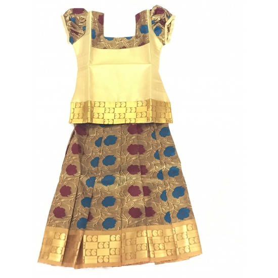 Maroon and Green Flowers Design Pattu Pavadai/Pattu Lahenga